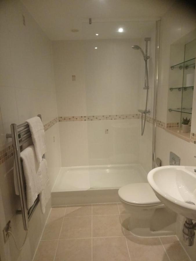 1 Bedroom Flat In Sheffield City Centre-Sleeps 4 Extérieur photo