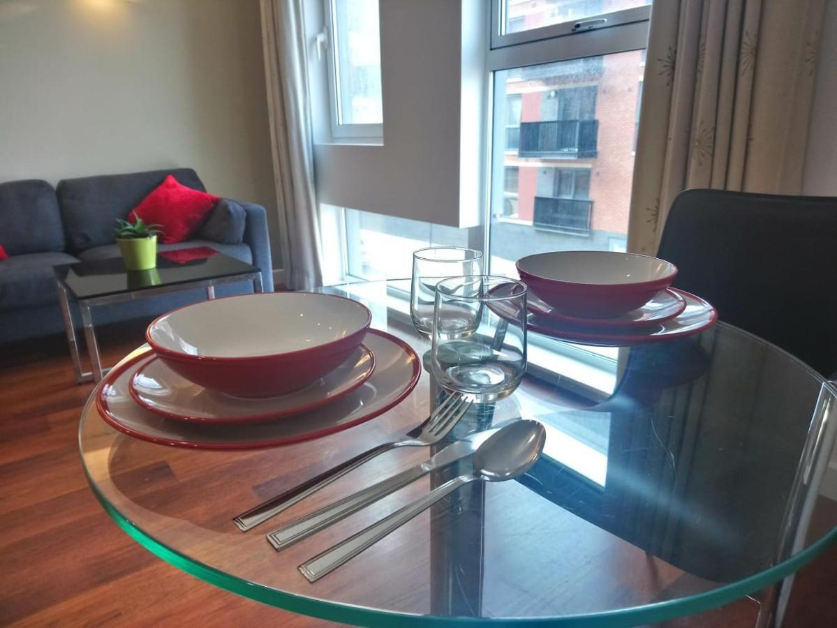 1 Bedroom Flat In Sheffield City Centre-Sleeps 4 Extérieur photo