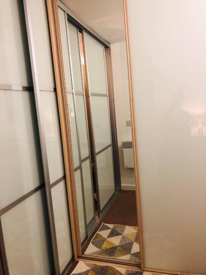 1 Bedroom Flat In Sheffield City Centre-Sleeps 4 Extérieur photo